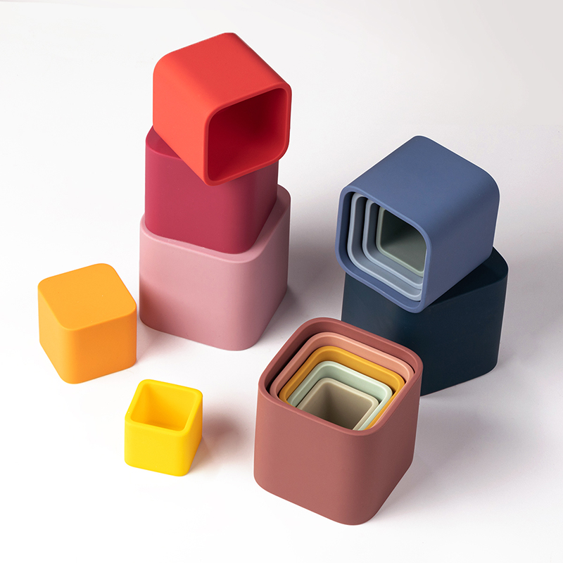 ชุดของเล่นซิลิโคนแบบซ้อนได้ 1  - Baby Food Nestum บทวิจารณ์และราคา